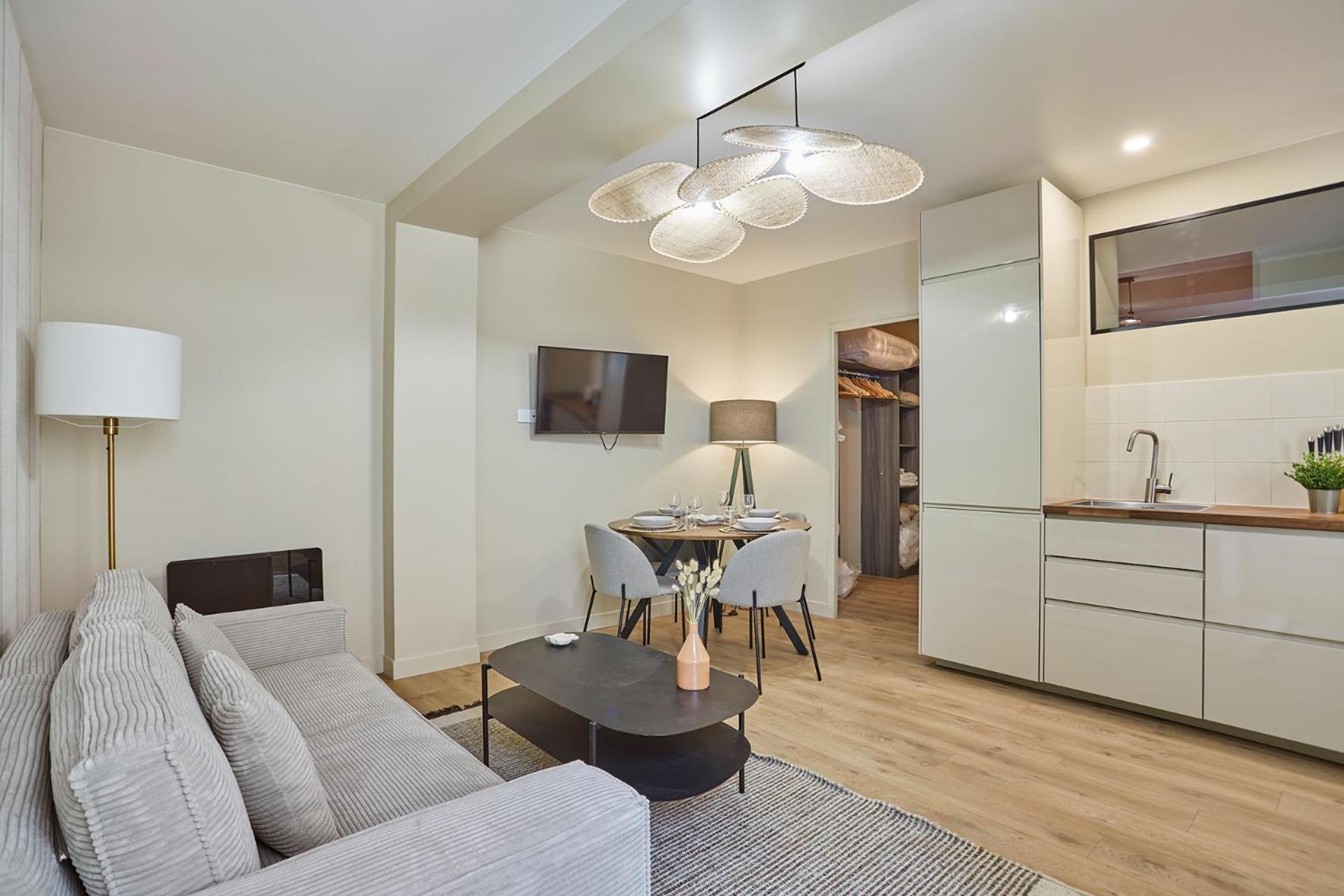Center Of By Prestige Appartamento Parigi